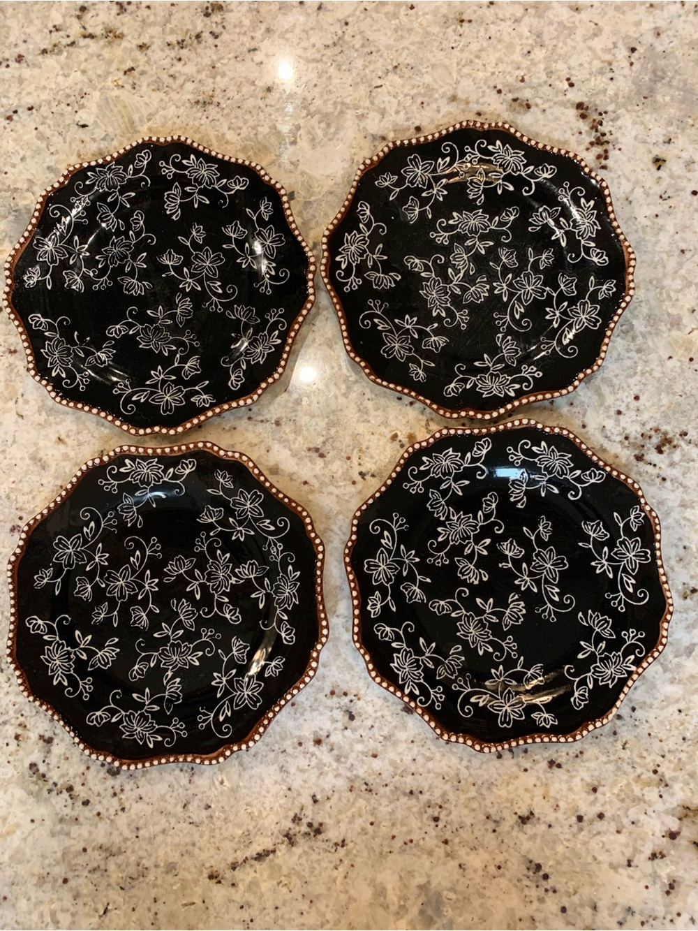 Tenp-Tation Black Floral Lace Salad Plates PPP-SF-836476 - Set of 4